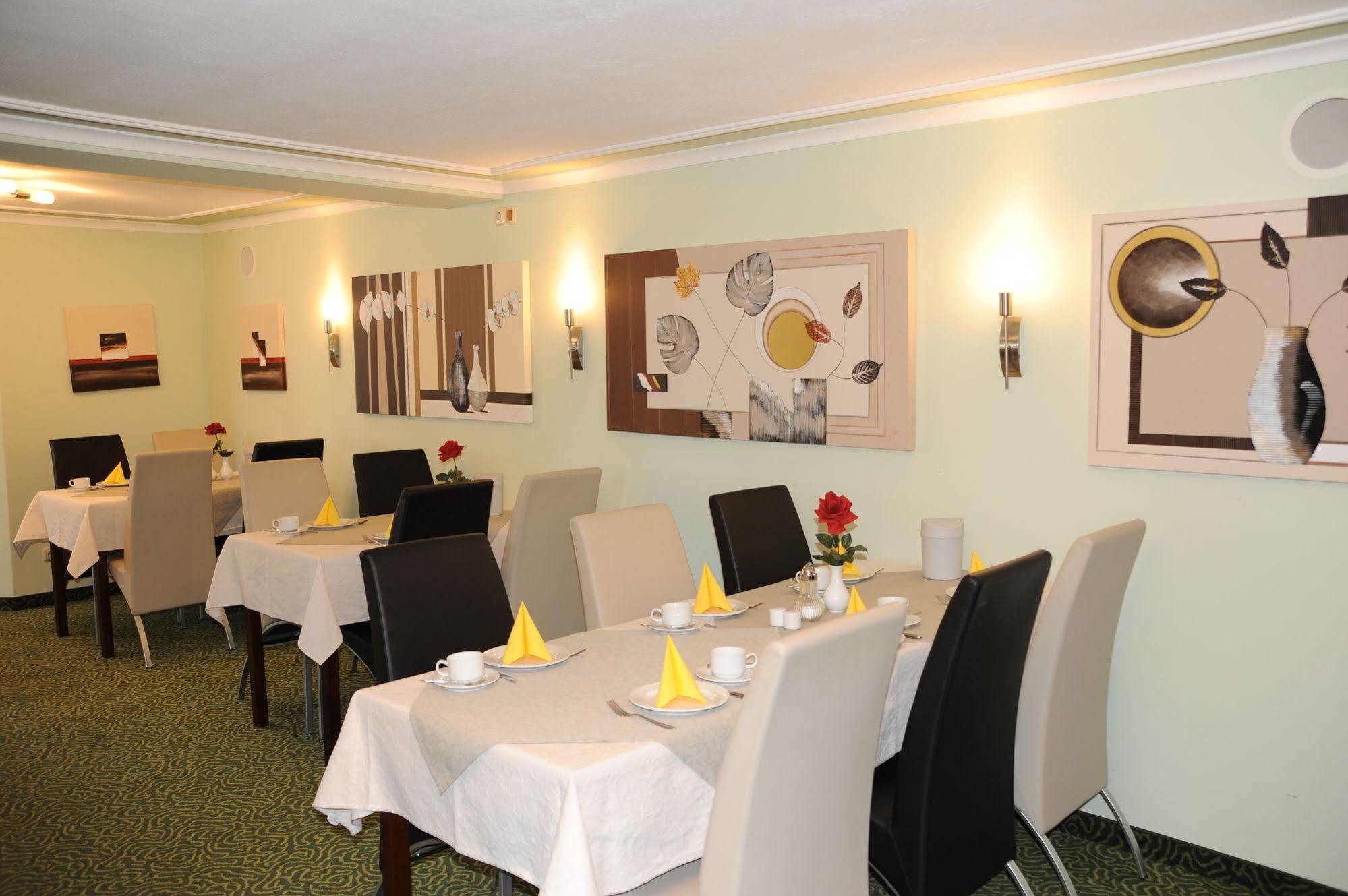 Hotel Post - Regionales Grosses Fruehstuecksbuffet - Auch Gf & Lf Scheidegg Luaran gambar