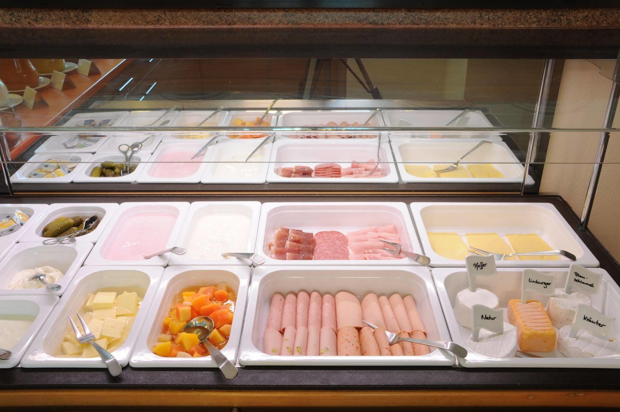 Hotel Post - Regionales Grosses Fruehstuecksbuffet - Auch Gf & Lf Scheidegg Luaran gambar